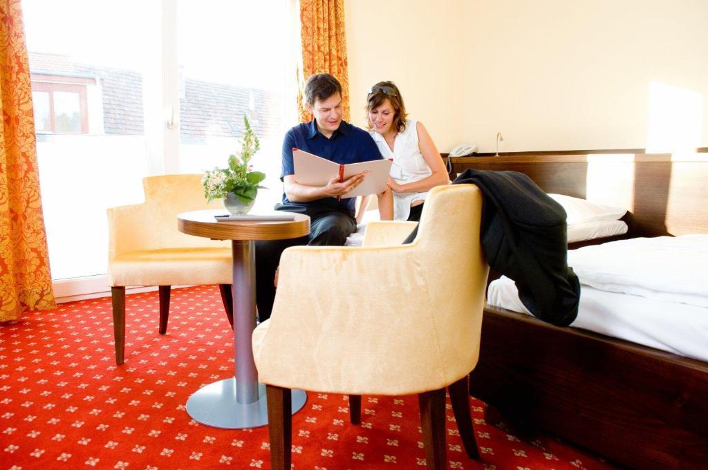 Hotel Oehlknechthof Horn Room photo